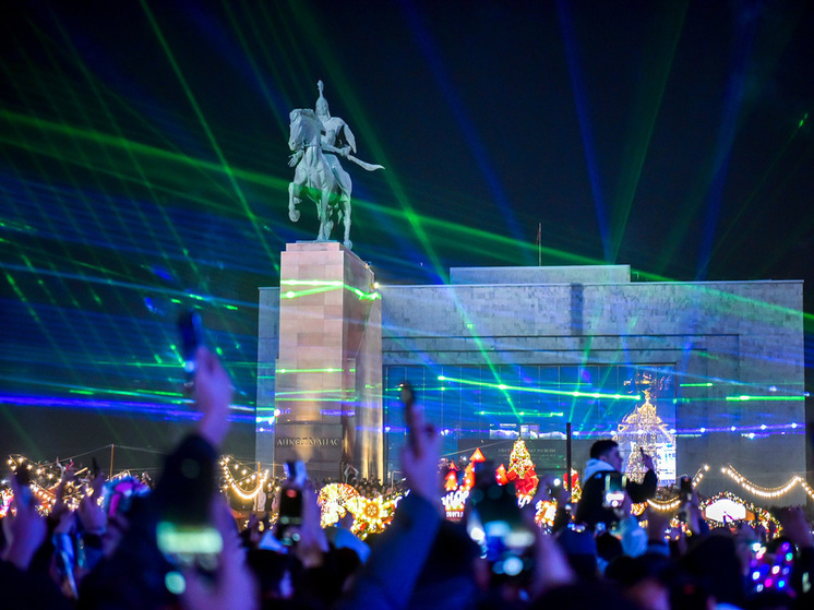 31 декабря на главной площади Бишкека состоялся праздничный концерт
