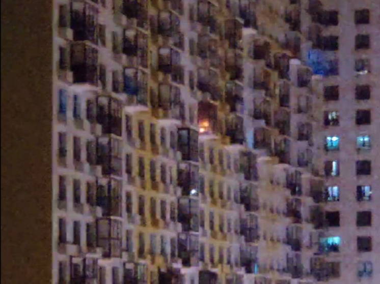 Фейерверк влетел в окно квартиры в Подмосковье
