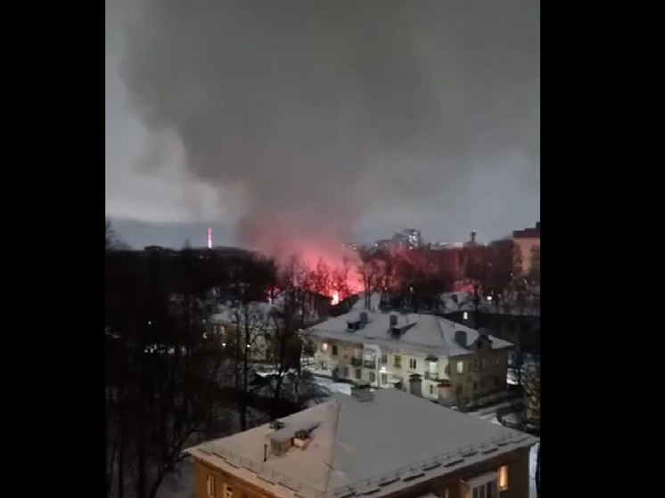 В Ленинском районе Ярославля вместо салюта получился пожар