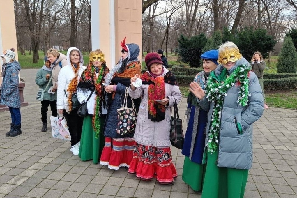 В парках Краснодара стартовали новогодние карнавалы