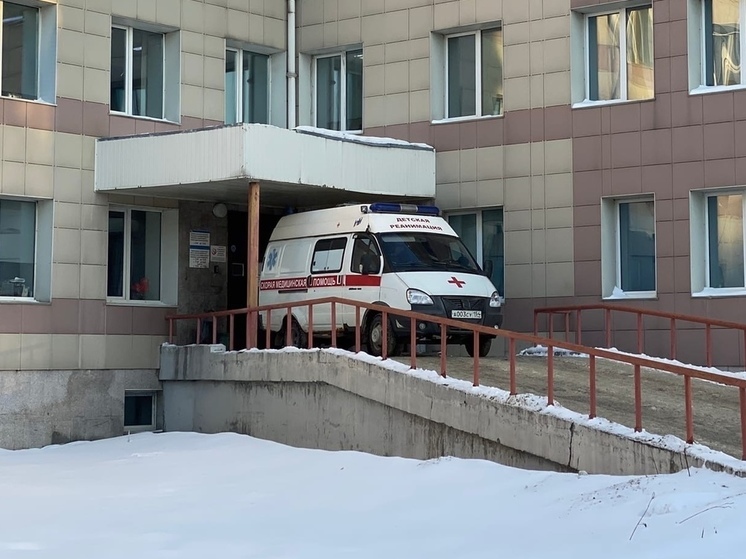 В Новосибирске женщина порезала ножом молодого сожителя