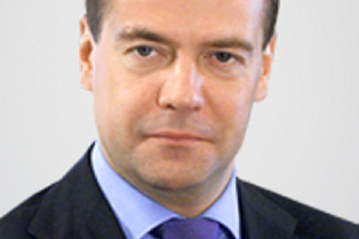 Медведев в резкой форме отреагировал на заявления МИД Франции по Белгороду