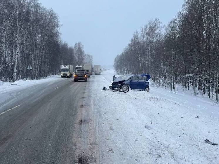 В Госавтоинспекции рассказали подробности ДТП с четырьмя погибшими на трассе в Новосибирской области