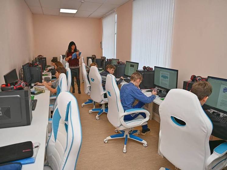 Ямал поможет открыть в школах Волновахи профильные классы