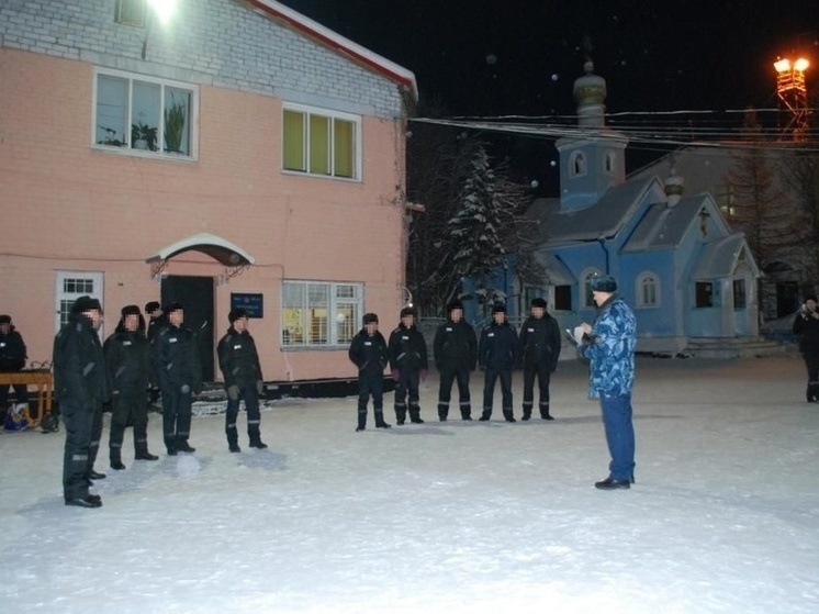 В мурмашинской колонии прошло новогоднее спортивное состязание