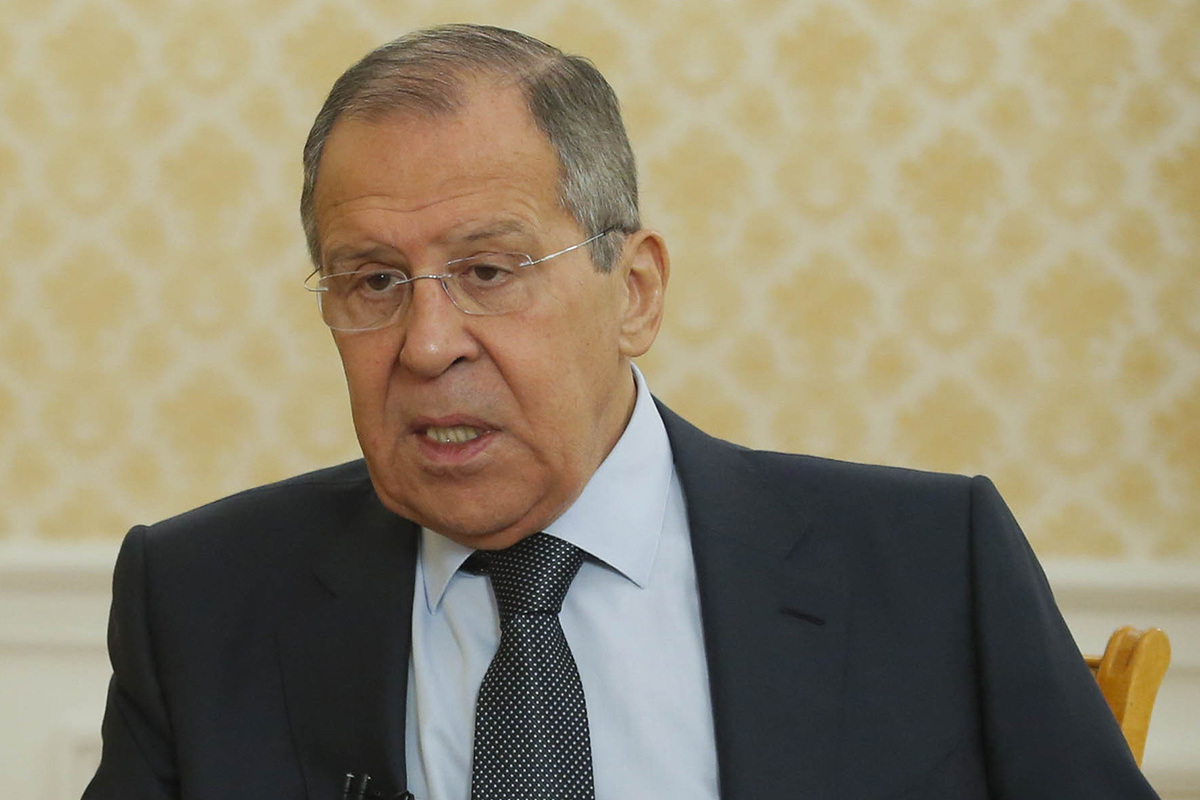 Lavrov called the attempt to ban the English language in Russia stupid