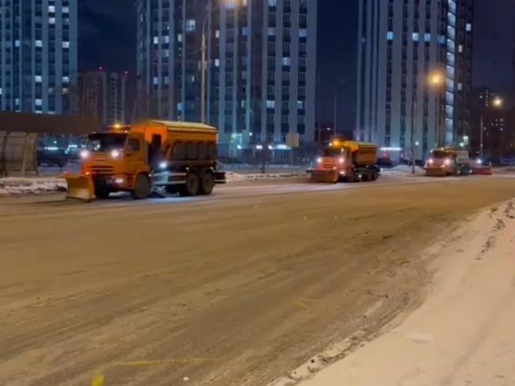 В Красноярске власти рассказали о ходе уборки снега на дорогах и во дворах