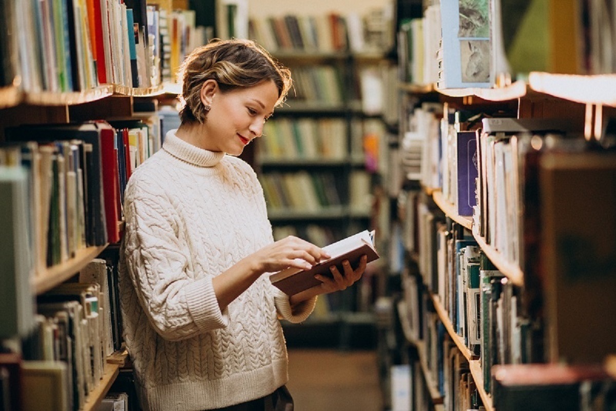 Библиотеки Кировской области в 2023 году пополнили запасы книжных фондов на 12,7 тысяч книг