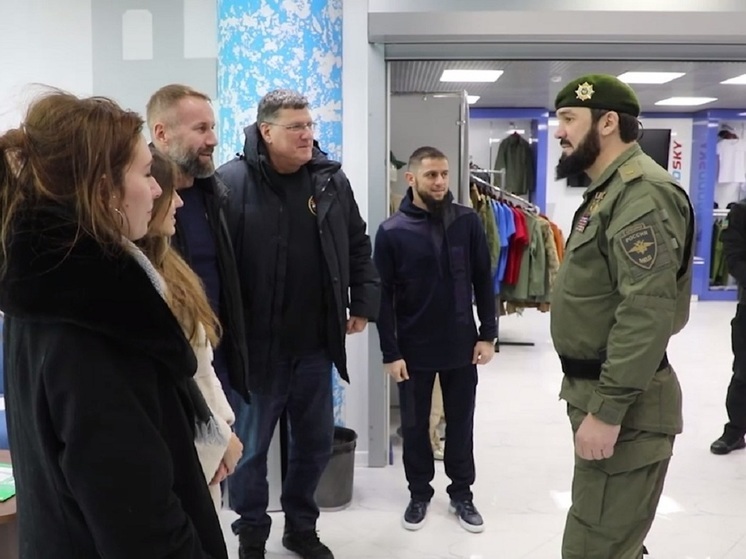 В Чечне тепло встретили американского военного эксперта Скотта Риттера