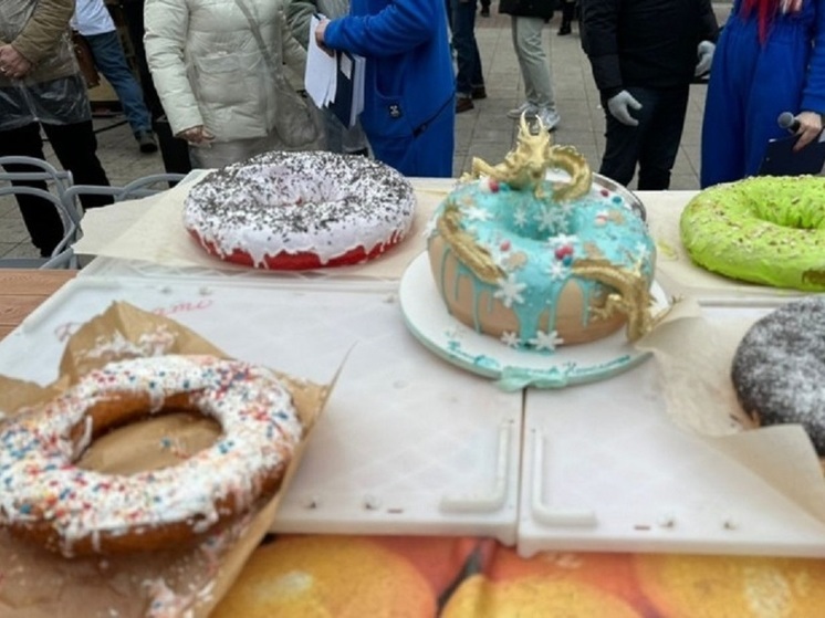 На первом горячем фестивале в Кисловодске раздали более 15 тысячи пончиков