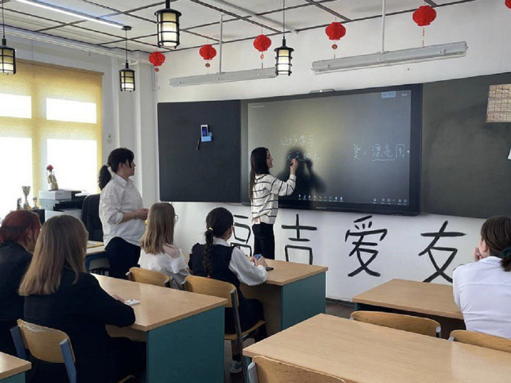 В ЯНАО 6 школ станут опорными по изучению китайского языка