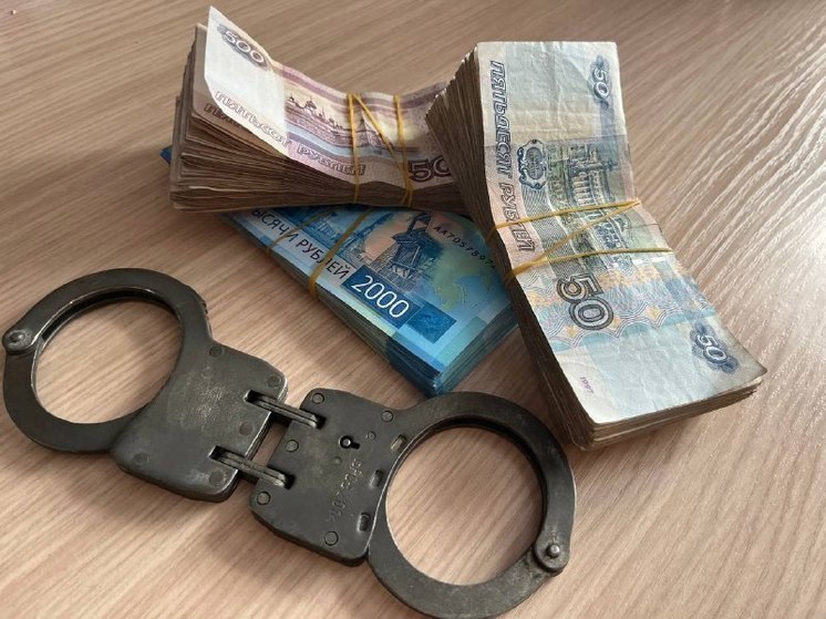 Амурчанка отдала мошенникам два миллиона рублей и машину