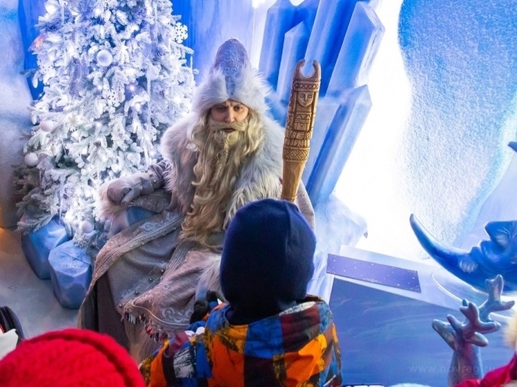 Дед Мороз на поезде посетил Великий Новгород