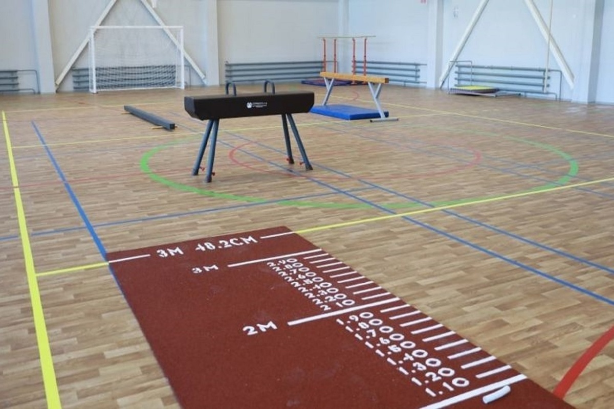 В Ярославских школах благоустроят спортизалы
