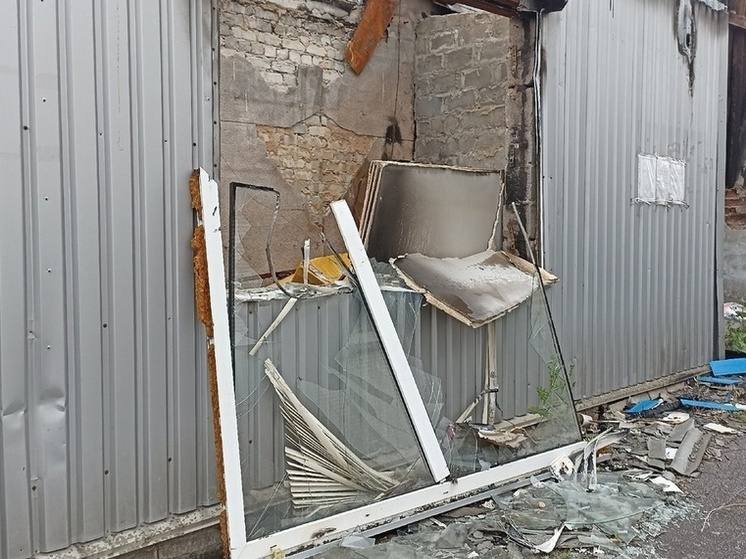 Прямое попадание снаряда в квартиру зафиксировано в Донецке