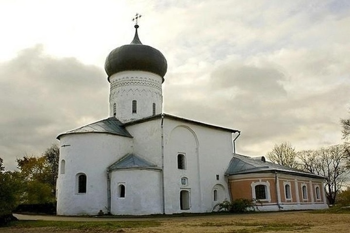 В этот день 546 лет назад новгородский архиепископ подарил боевые часы Снетогорскому монастырю