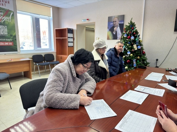 На Сахалине Галина Дзюба в Рождество отдала свой голос за Путина