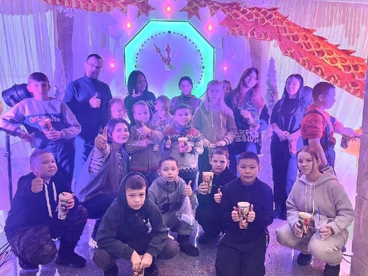 Прокуратура НАО подарила подшефным детям «Бременских музыкантов»