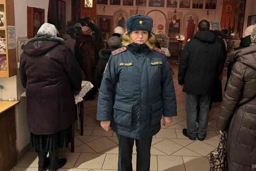 Сотрудники новгородского МЧС обеспечили безопасность Рождественских богослужений
