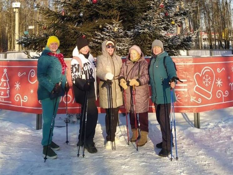 В Комсомольском парке активные тулячки прошли 10000 шагов в Рождество