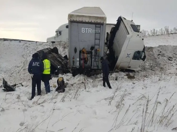 В соседнем с Хакасией Новоселовском районе в ДТП погибла девушка