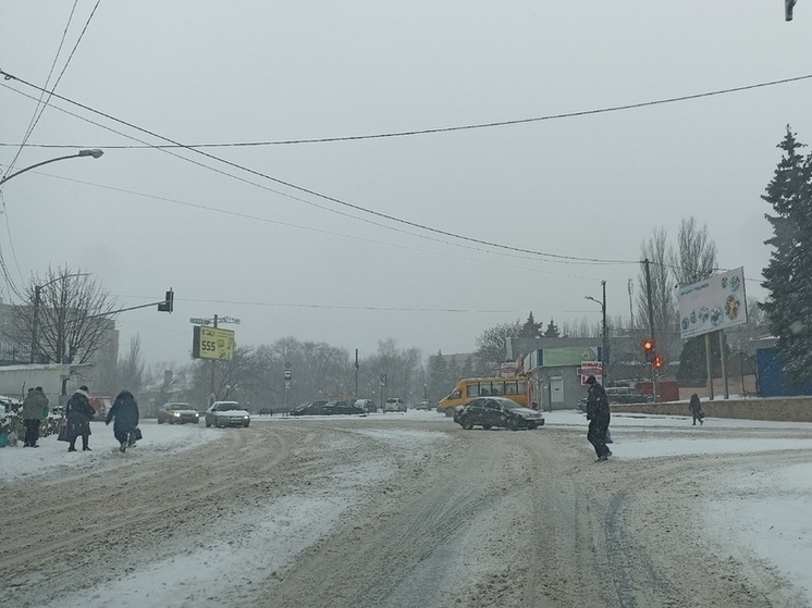 Дорожные службы ДНР перешли в круглосуточный режим работы