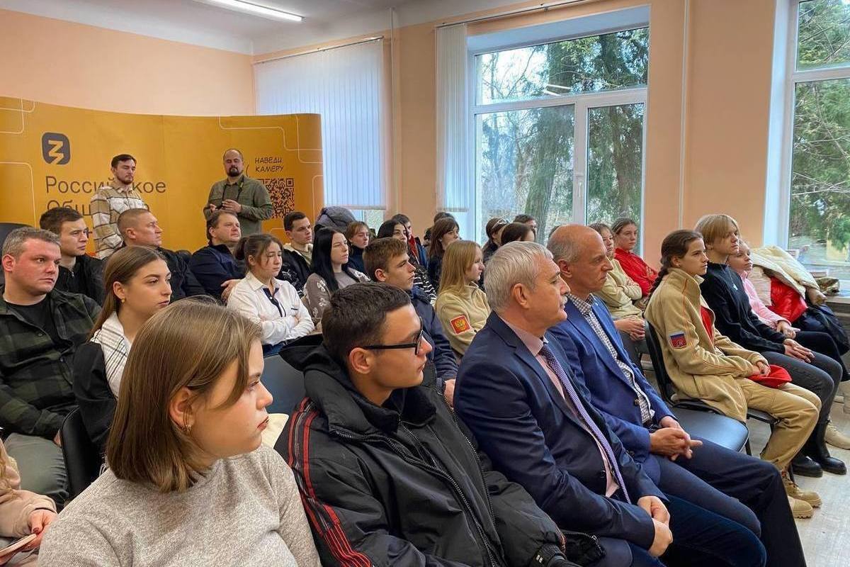"Школа молодого лидера" провела первое в 2024 году занятие в Геническе