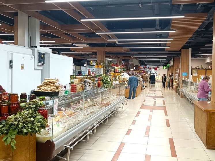 В Екатеринбурге дымился торговый центр «Омега»