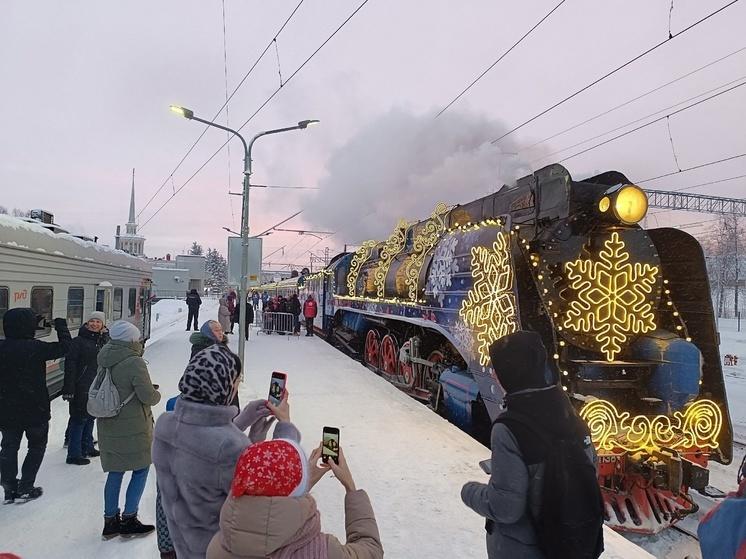 Встреча поезда деда Мороза в Петрозаводске обошлась бюджету Карелии в четверть миллиона