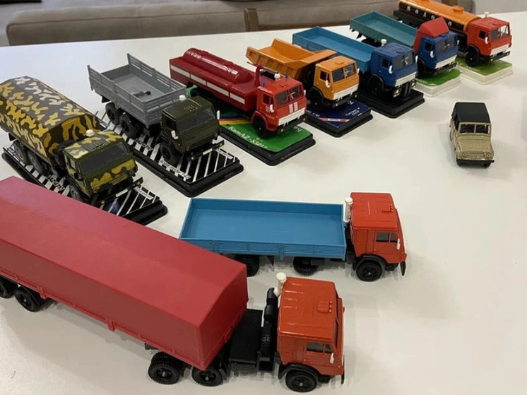 В Новосибирске продают коллекцию советских мини-грузовиков за 1,5 млн