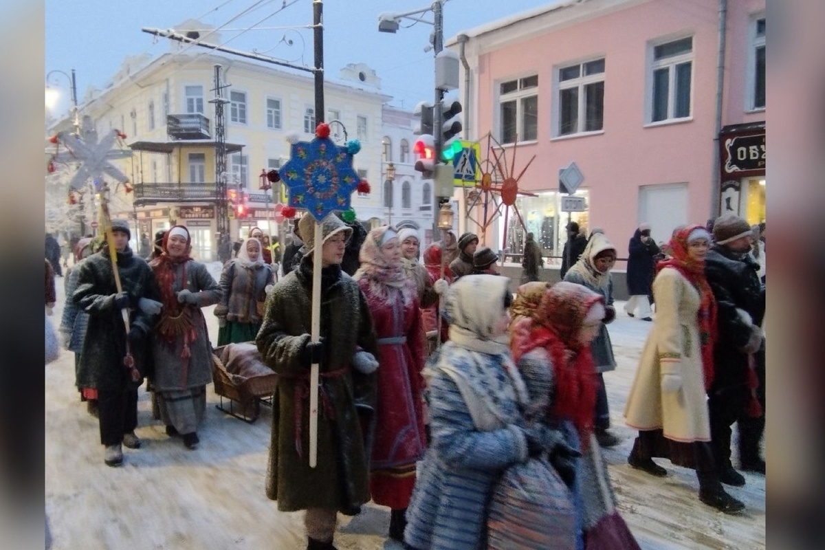 В Рыбинске после потепления прошло рождественское шествие