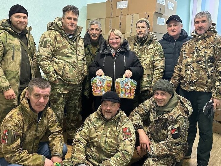 Команда Президента вручила подарки детям Молочанска