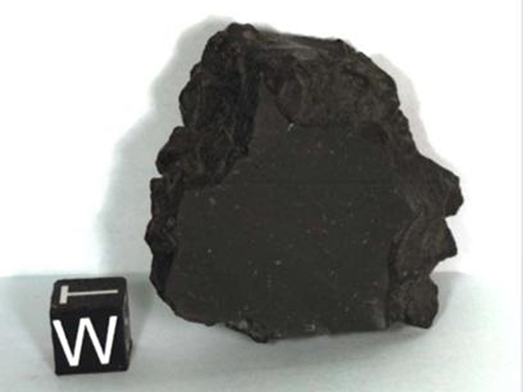 Российские ученые обнаружили в метеорите из Омана невиданный ранее минерал0