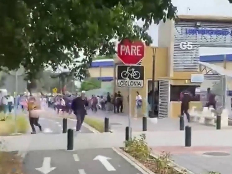 В Эквадоре вооруженные люди попытались захватить заложников в университете Гуаякиля