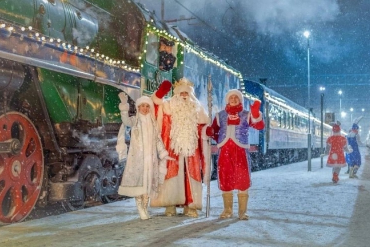 В Кострому прибыл сказочный поезд Деда Мороза