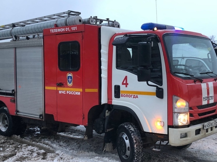 Женщина погибла на пожаре в Вологде