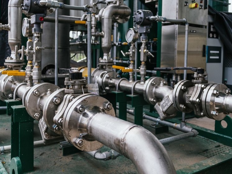 Три тысячи жителей остались без отопления из-за аварии на сети теплоснабжения во Владивостоке