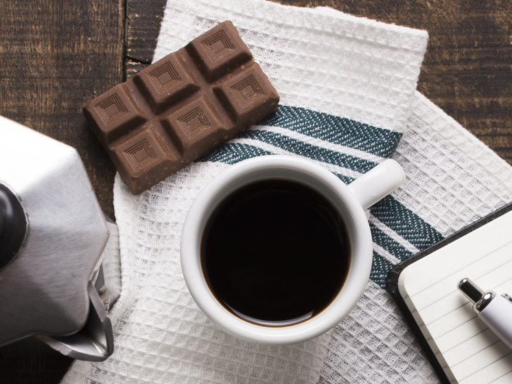 Молодой житель Петербурга украл кофе с шоколадом в Петрозаводске