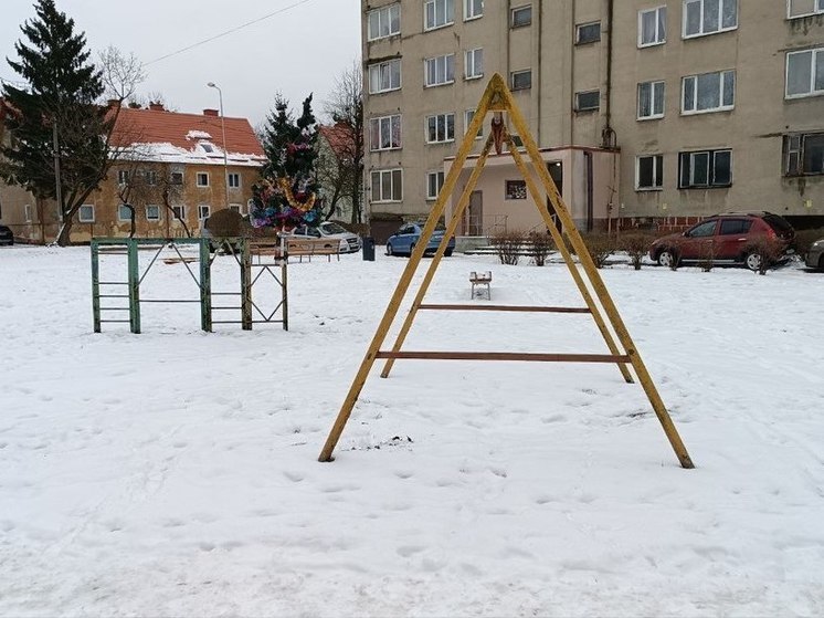 Власти Калининграда планируют обновить спортплощадку на Советском проспекте