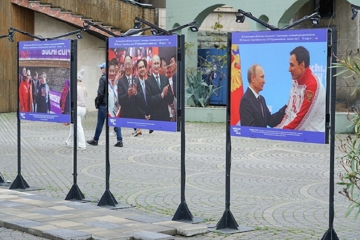 На фотовыставке представлены фотографии российских