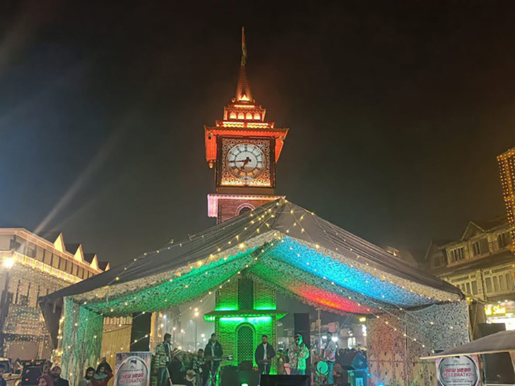 В историческом Лал-Чоуке Джамму и Кашмира прошли Новогодние празднования
