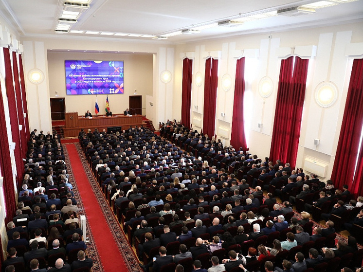 Губернатор Кубани подвёл итоги работы оперативных и коммунальных служб в праздники