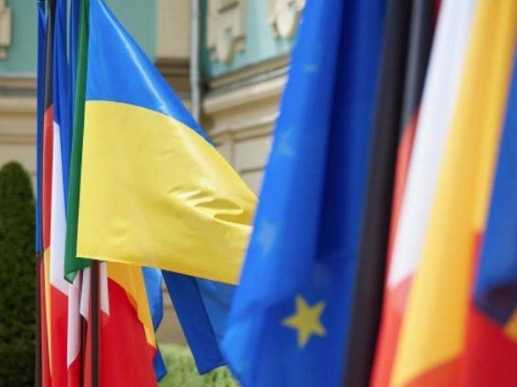 СМИ: ЕС пообещал Украине предоставить финансирование не позже марта