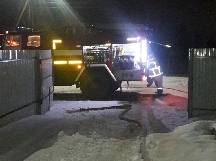 В Хиславичском районе произошел пожар в частном жилом доме