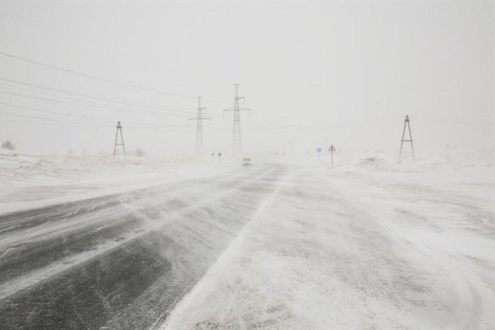 На Ямале закрыли дороги Лабытнанги — Харп и Аксарка — Белоярск