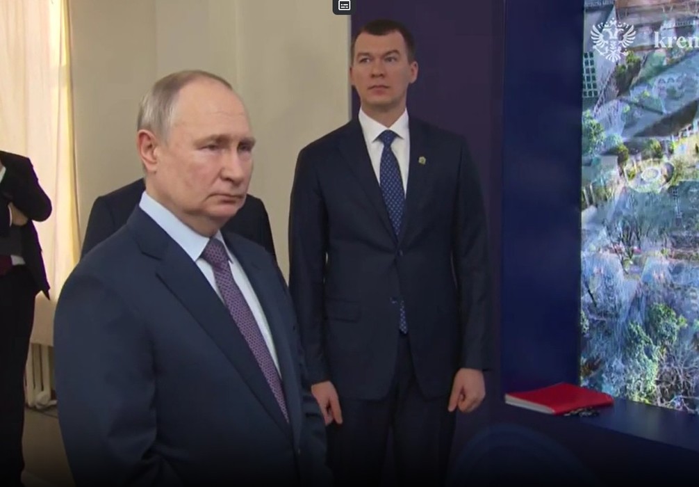Владимир Путин встретился с дальневосточными предпринимателями: фото из ТОГУ