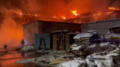 Сильнейший пожар произошел на полимерном складе в Подмосковье: видео от МЧС