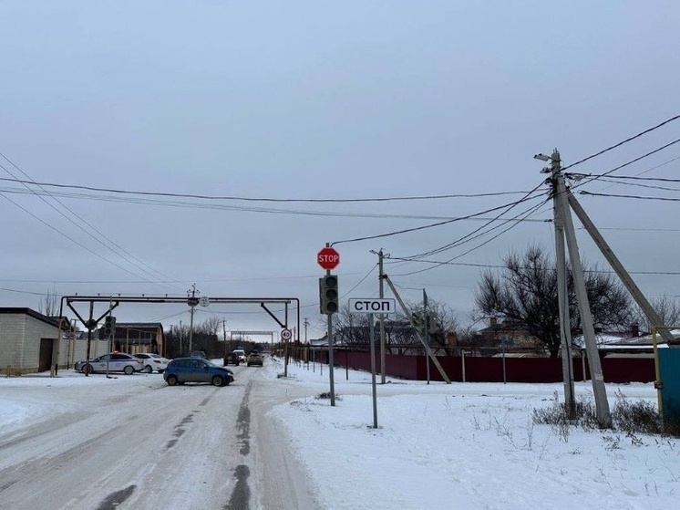 В Волгодонске женщина и двое детей пострадали в аварии