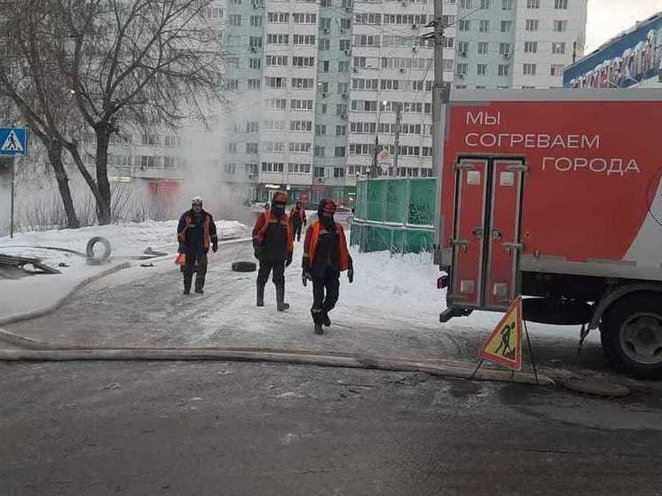 Коммунальную аварию на левом берегу Новосибирска должны устранить к 21 часу
