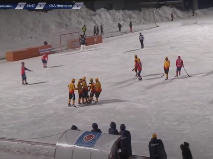 Первыми счет в матче открыли новосибирцы